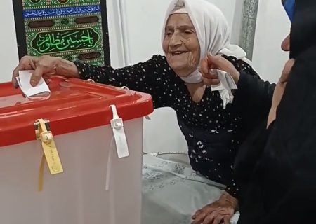 شور شوق انتخابات در سیمرغ سن و سال نمیشناسد